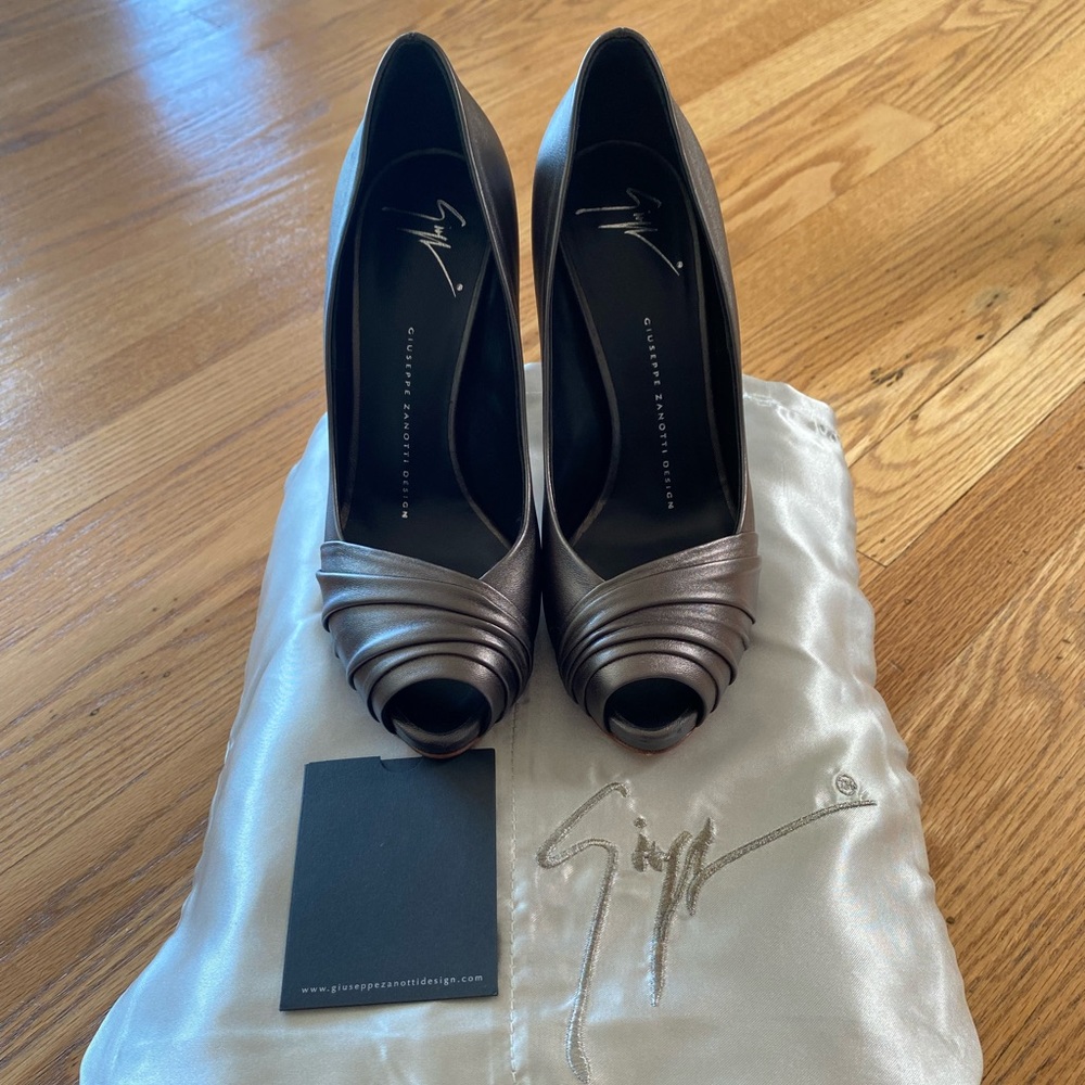 Giuseppe Zanotti PIX 100 Plato Sandal